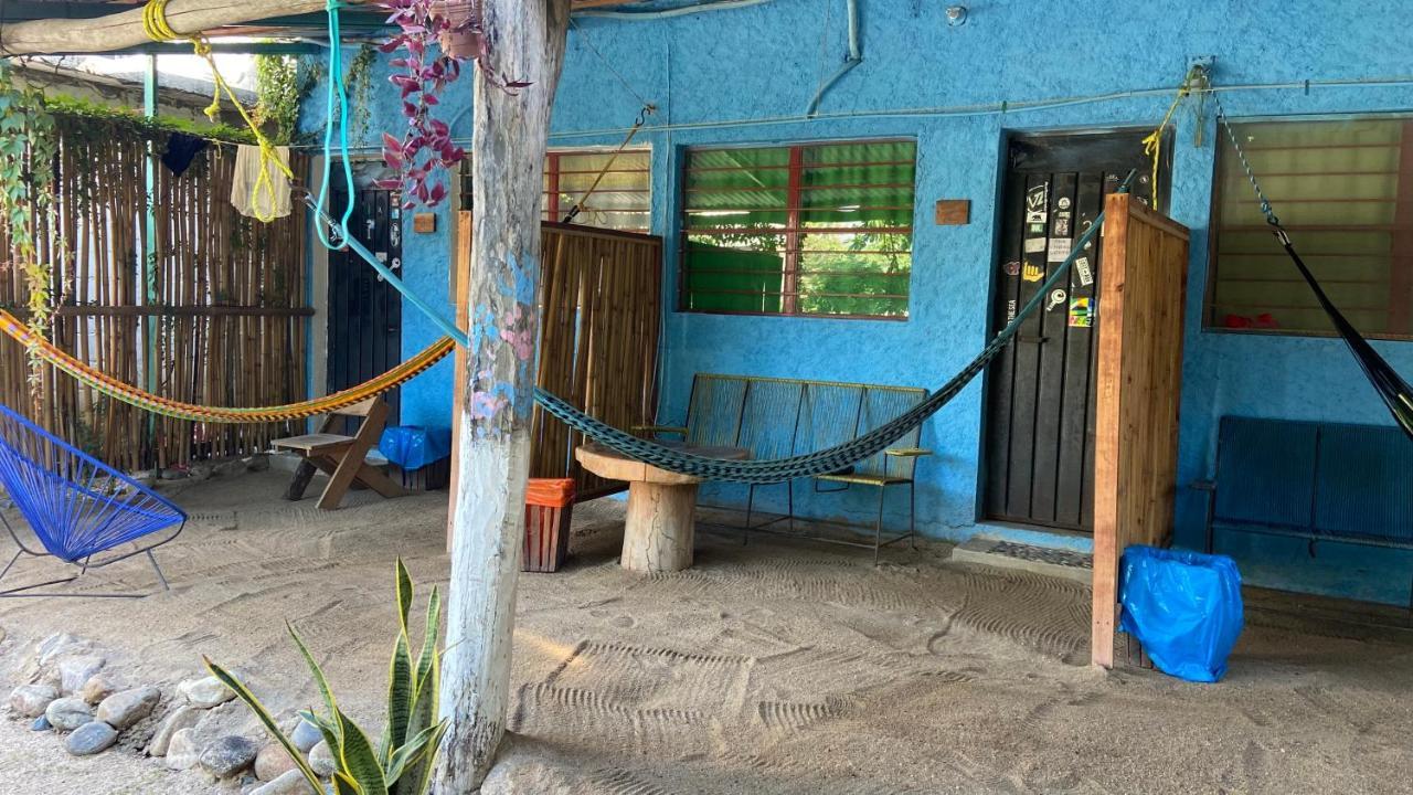 Ola Perfecta Hostel Barra de la Cruz Exterior photo